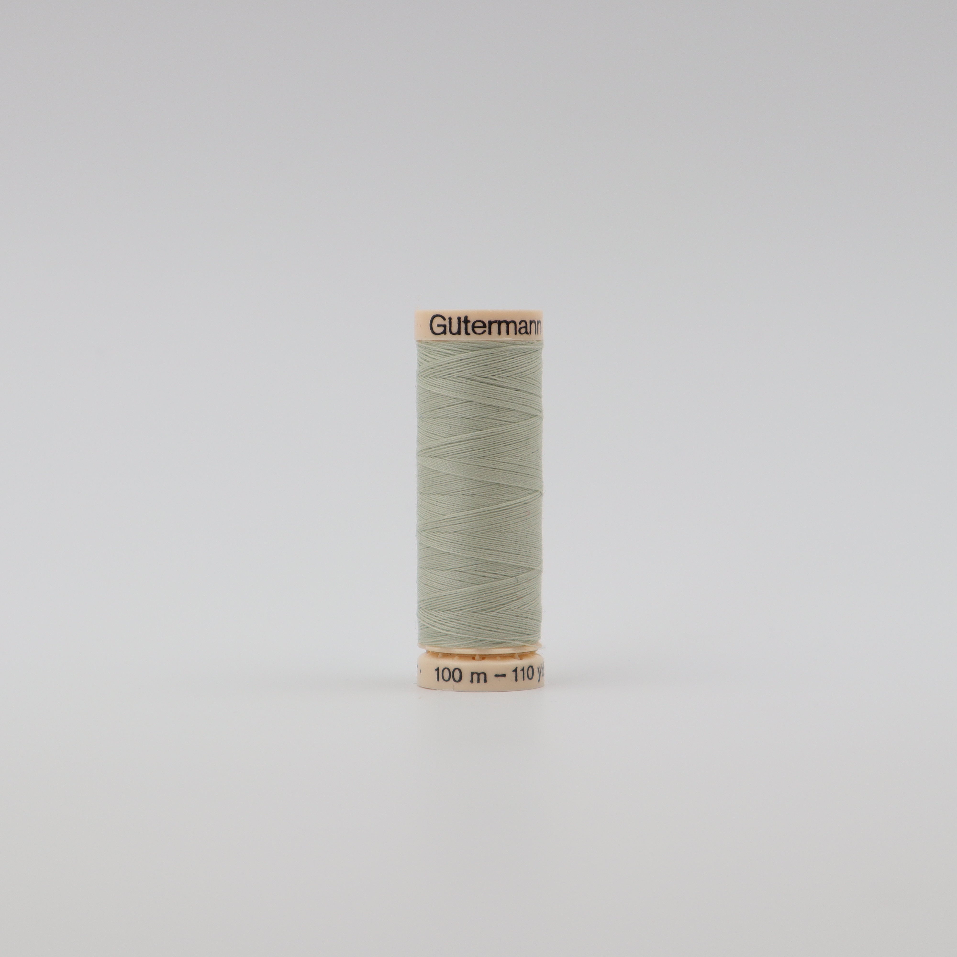 110 Yard Gutermann Thread #476 - #690