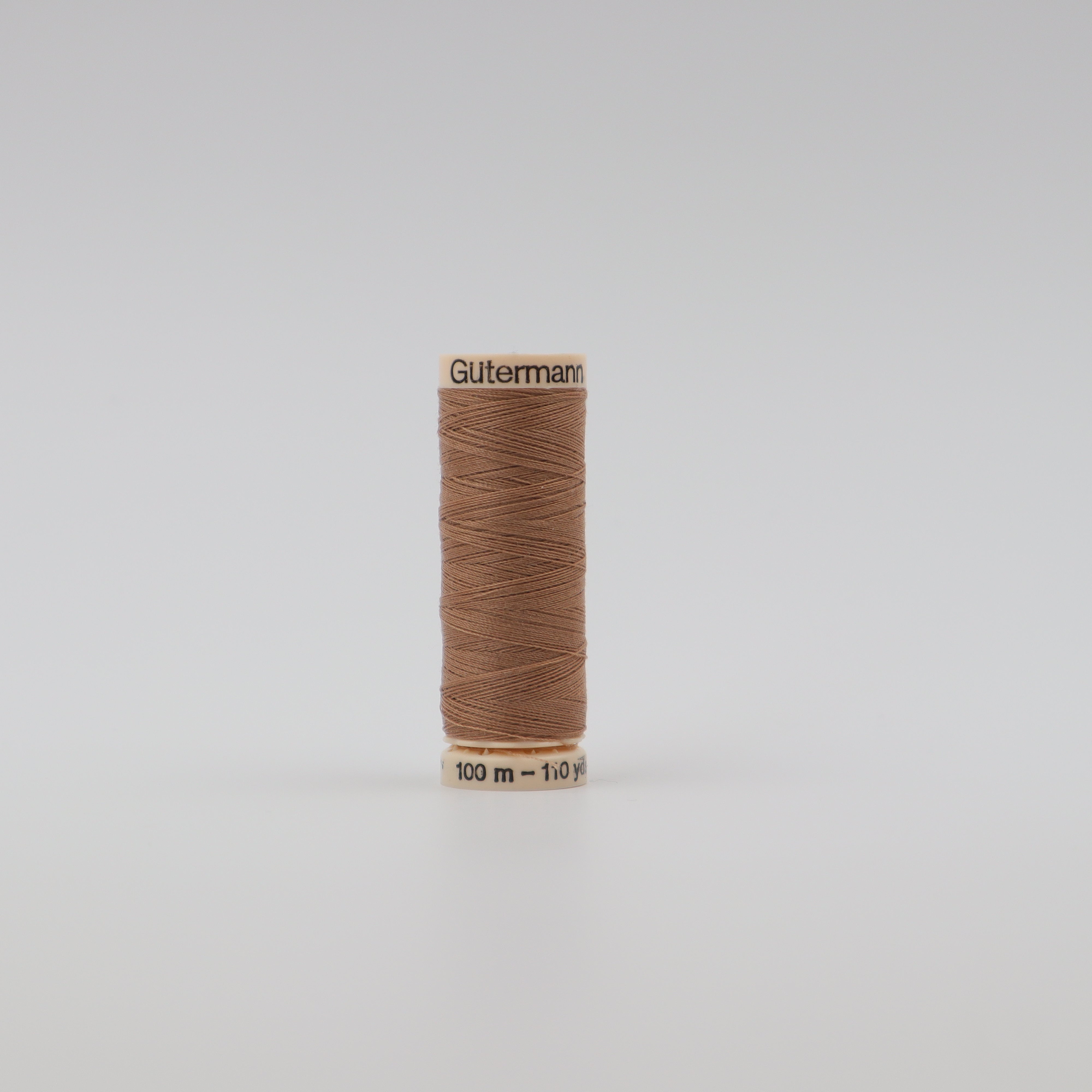 110 Yard Gutermann Thread #476 - #690