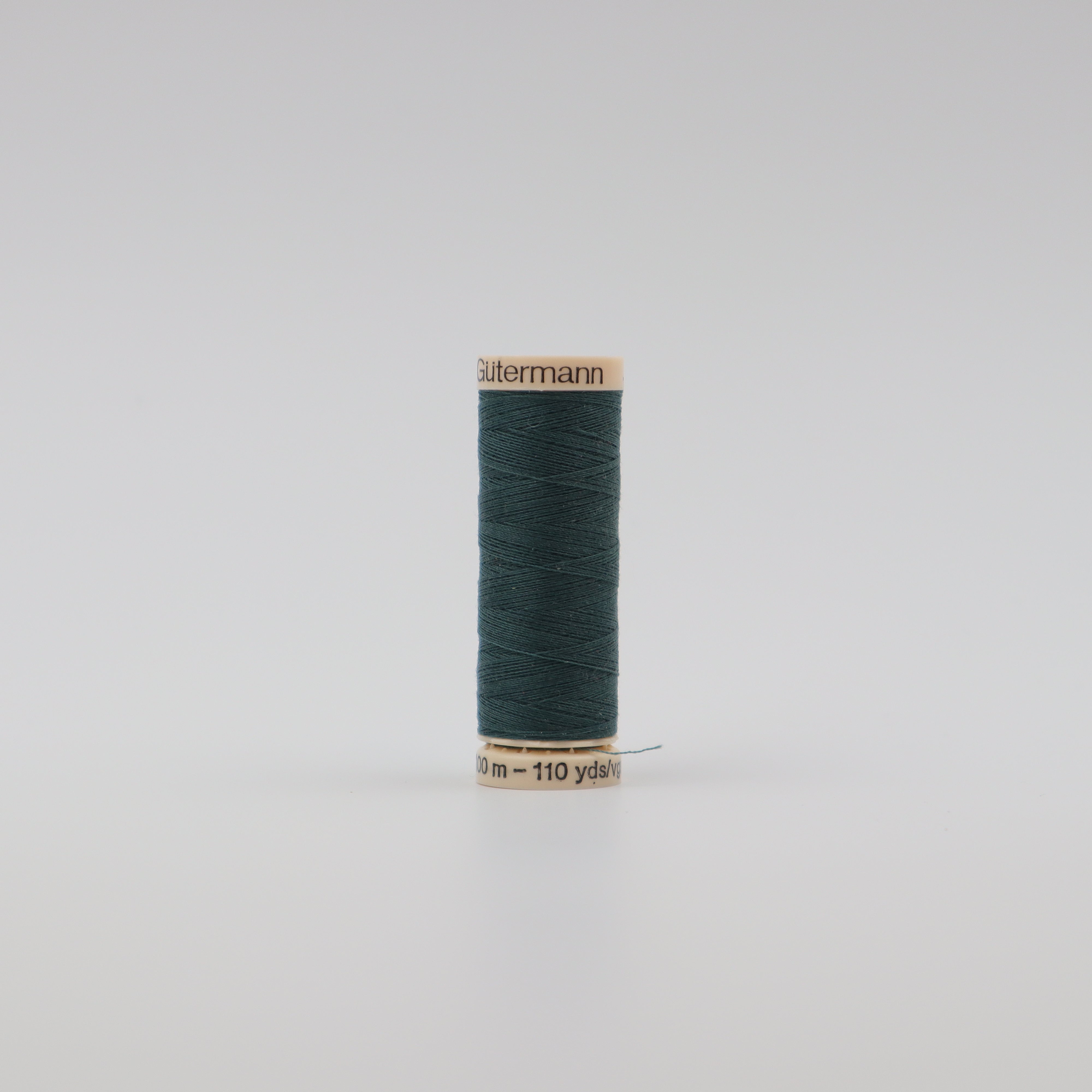 110 Yard Gutermann Thread #476 - #690