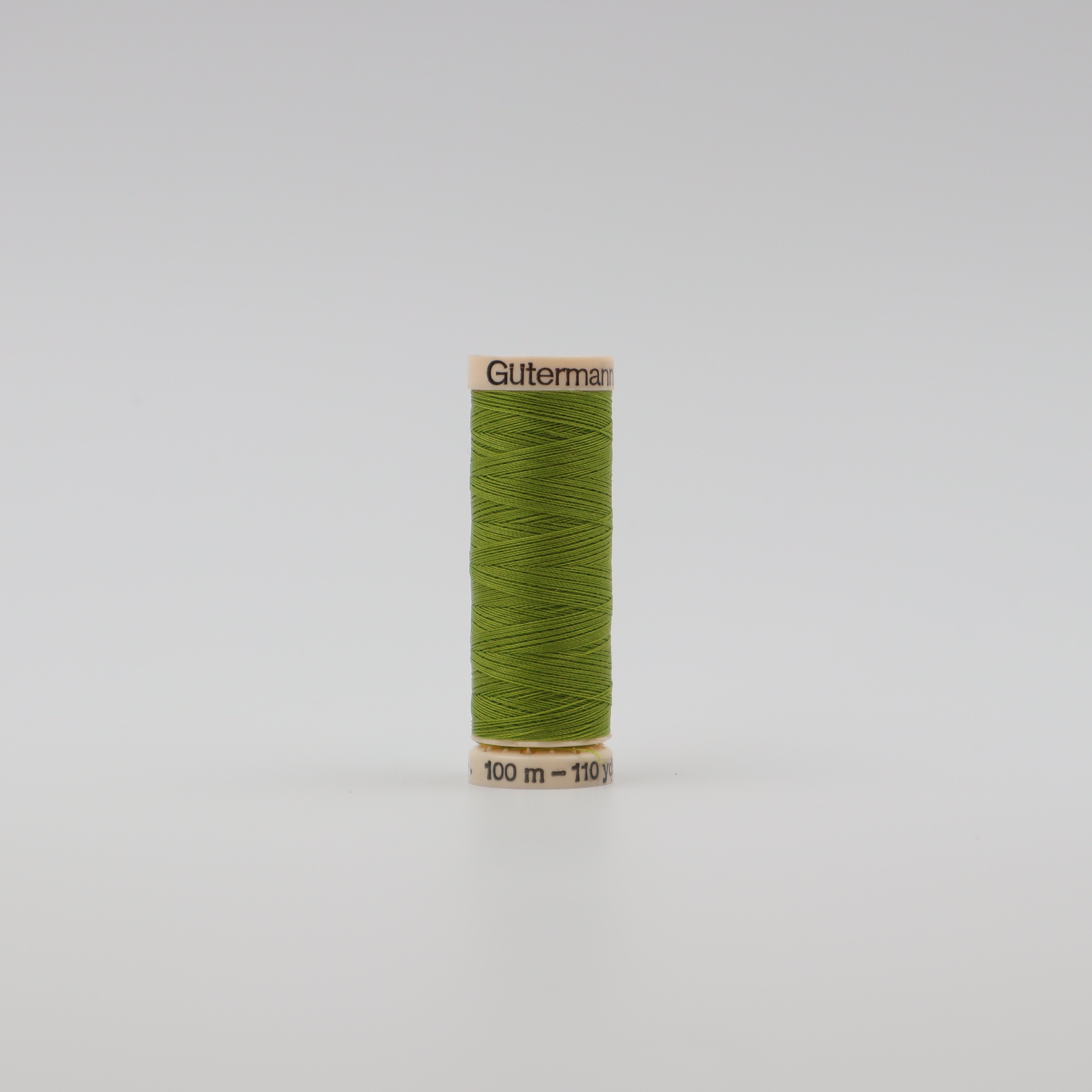 110 Yard Gutermann Thread Over #700