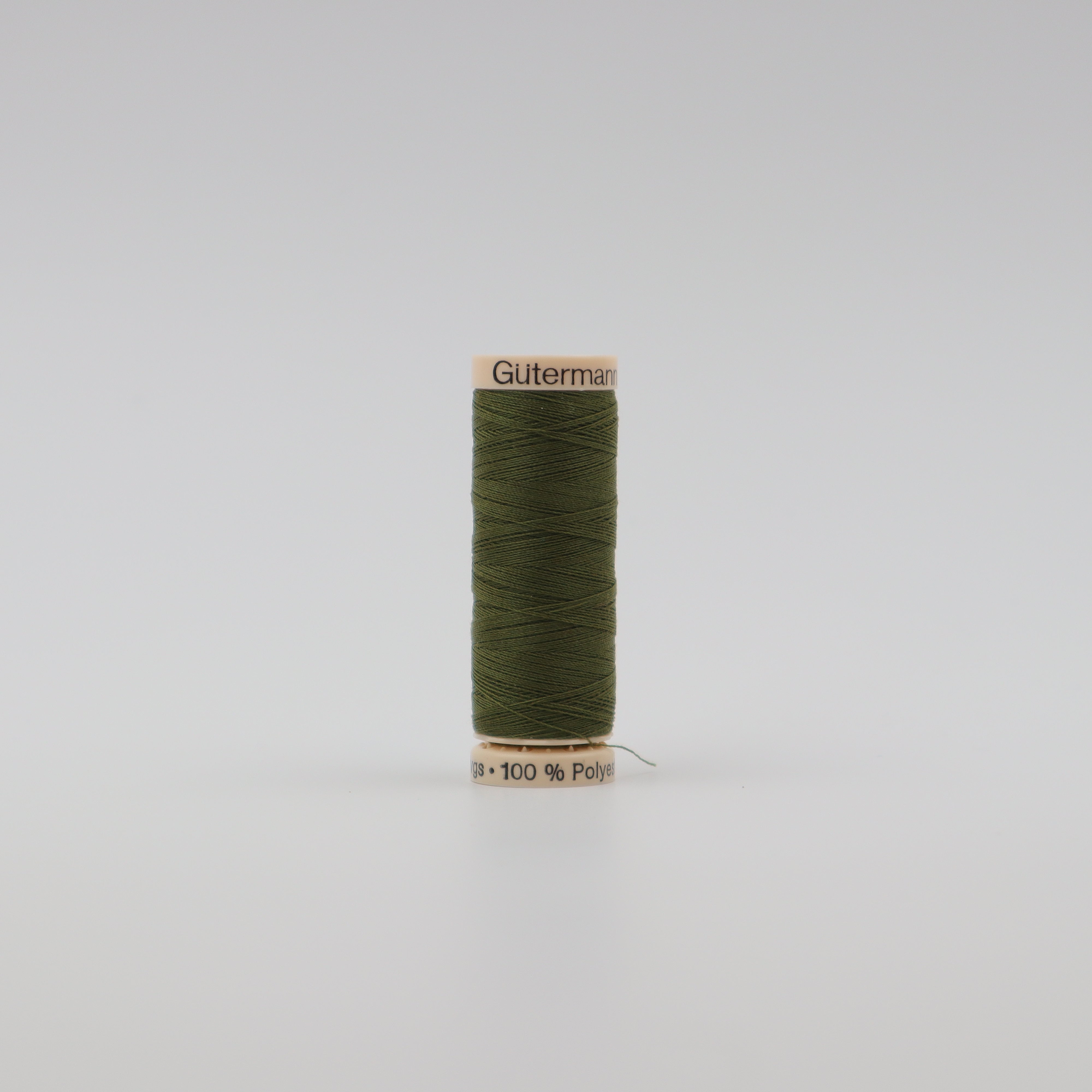 110 Yard Gutermann Thread Over #700