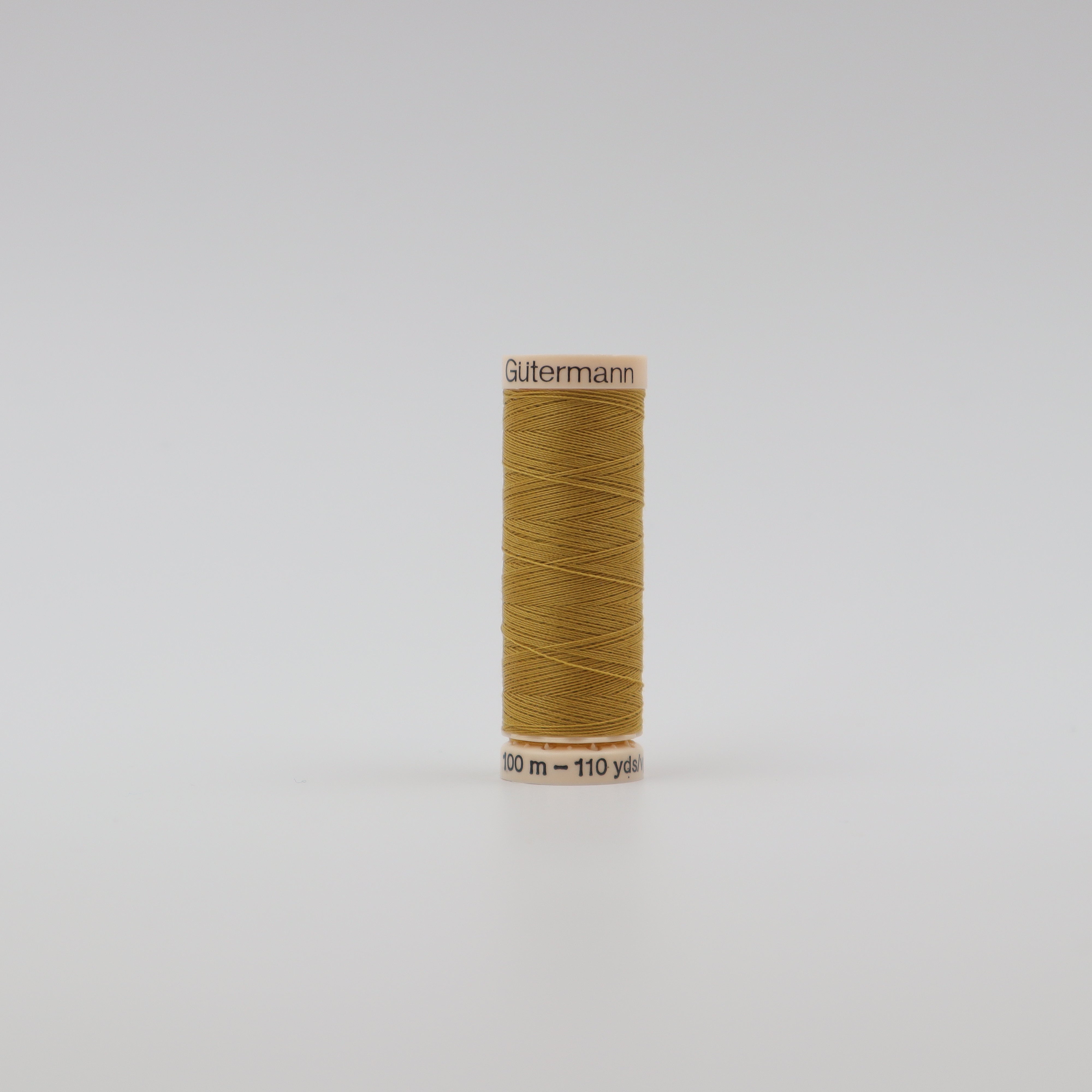 110 Yard Gutermann Thread Over #700