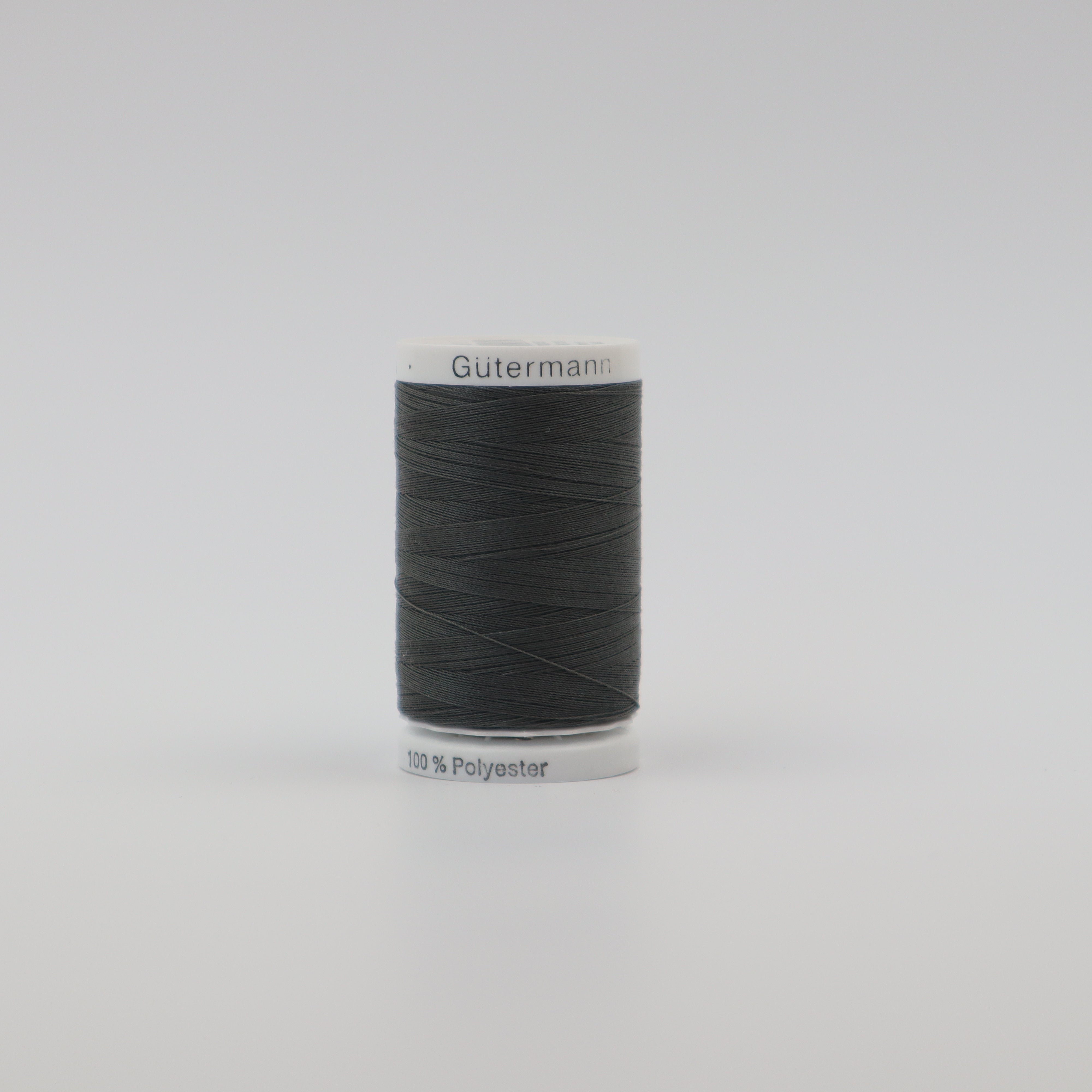 547 Yard Gutermann Thread